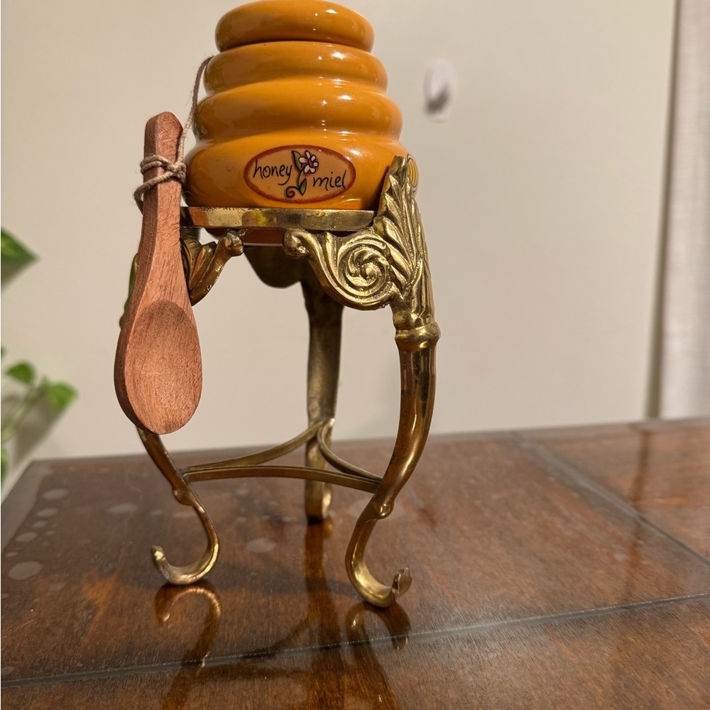 Honey Bee Ceramic Jar with Dipper